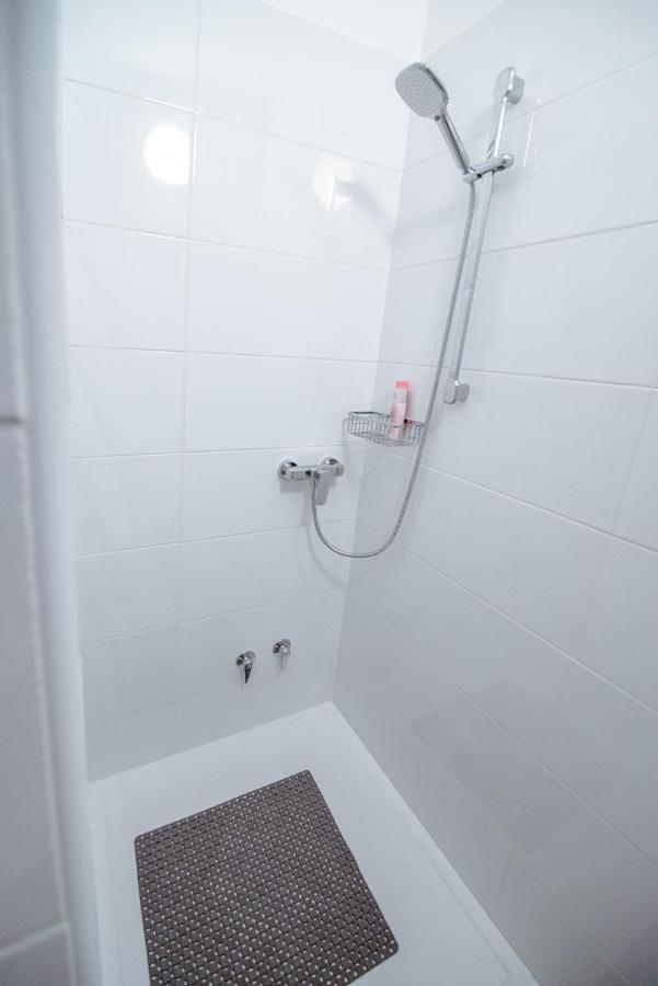 Apartment Ana - Karst Cycling Paradise Dutovlje Eksteriør billede